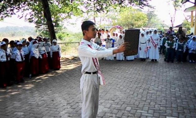 Teks Pembukaan UUD 1945 dan Sejarah Perubahan Struktur Isi UUD