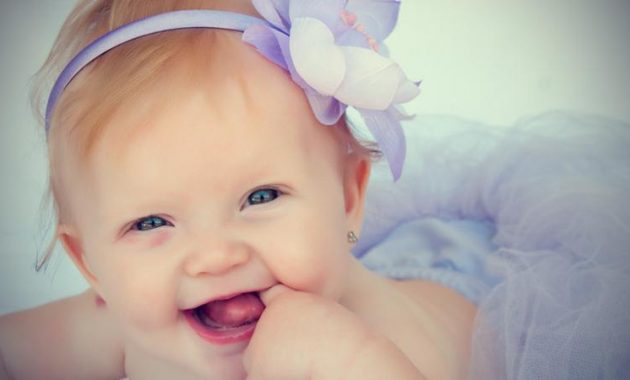 42 Rangkaian Nama Bayi Perempuan Kristen Terbaik Beserta Artinya