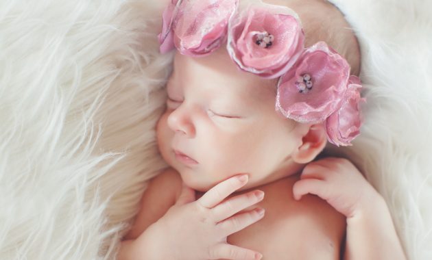 25 Rangkaian Nama Bayi Perempuan Modern Terbaik Beserta Artinya