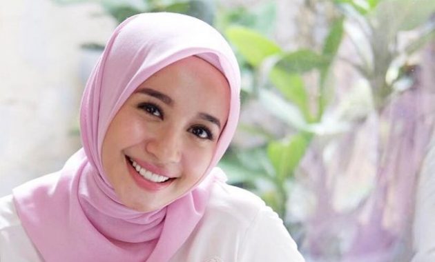 √ 13 Kota di Indonesia yang di Anugerahi Perempuan-perempuan Cantik