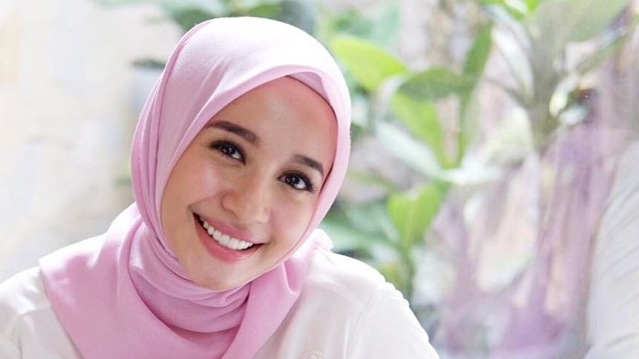 √ 13 Kota di Indonesia yang di Anugerahi Perempuan-perempuan Cantik