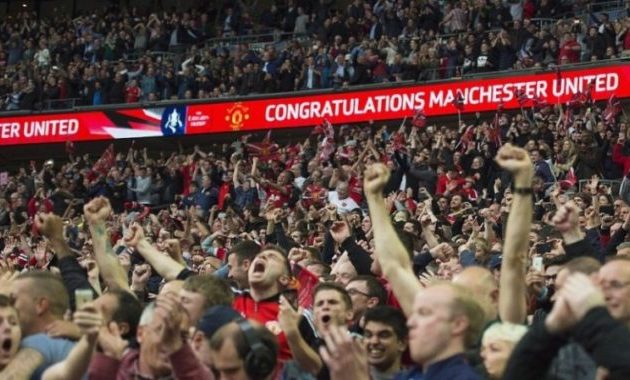 √ Sejarah The Red Army, Sebutan Fans Garis Keras Manchester United