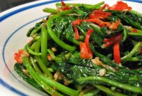 √ 3 Resep Tumis Kangkung yang Sederhana dan Enak