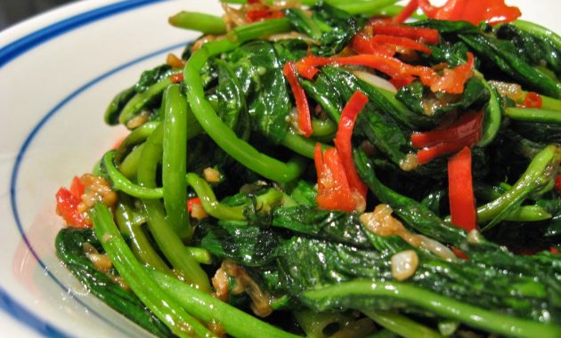 √ 3 Resep Tumis Kangkung yang Sederhana dan Enak