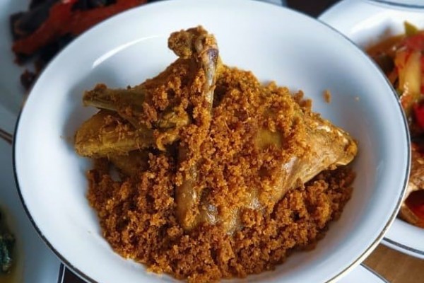 √ 4 Resep Ayam Goreng Khas Nusantara (Mudah dan Enak)