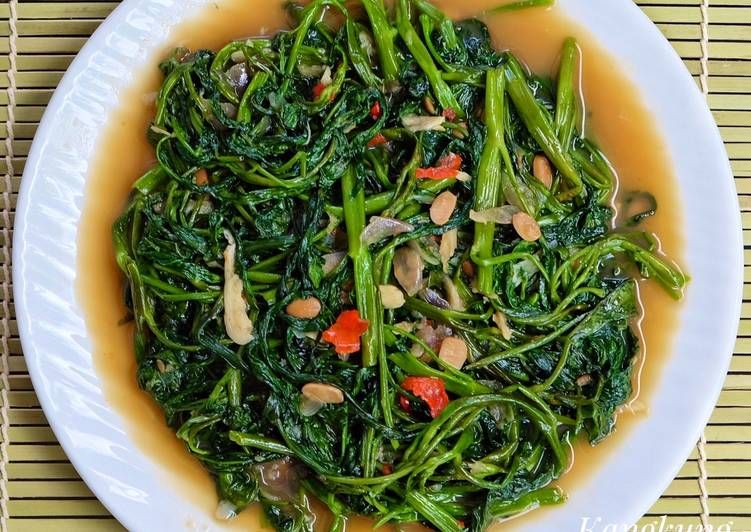 √ 3 Resep Tumis Kangkung yang Sederhana dan Enak