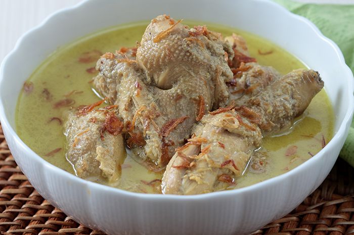 √ 6 Variasi Resep Opor Ayam Sederhana dan Spesial untuk Lebaran