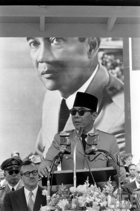 Kumpulan Gambar Soekarno yang Menarik dan Bernilai Sejarah