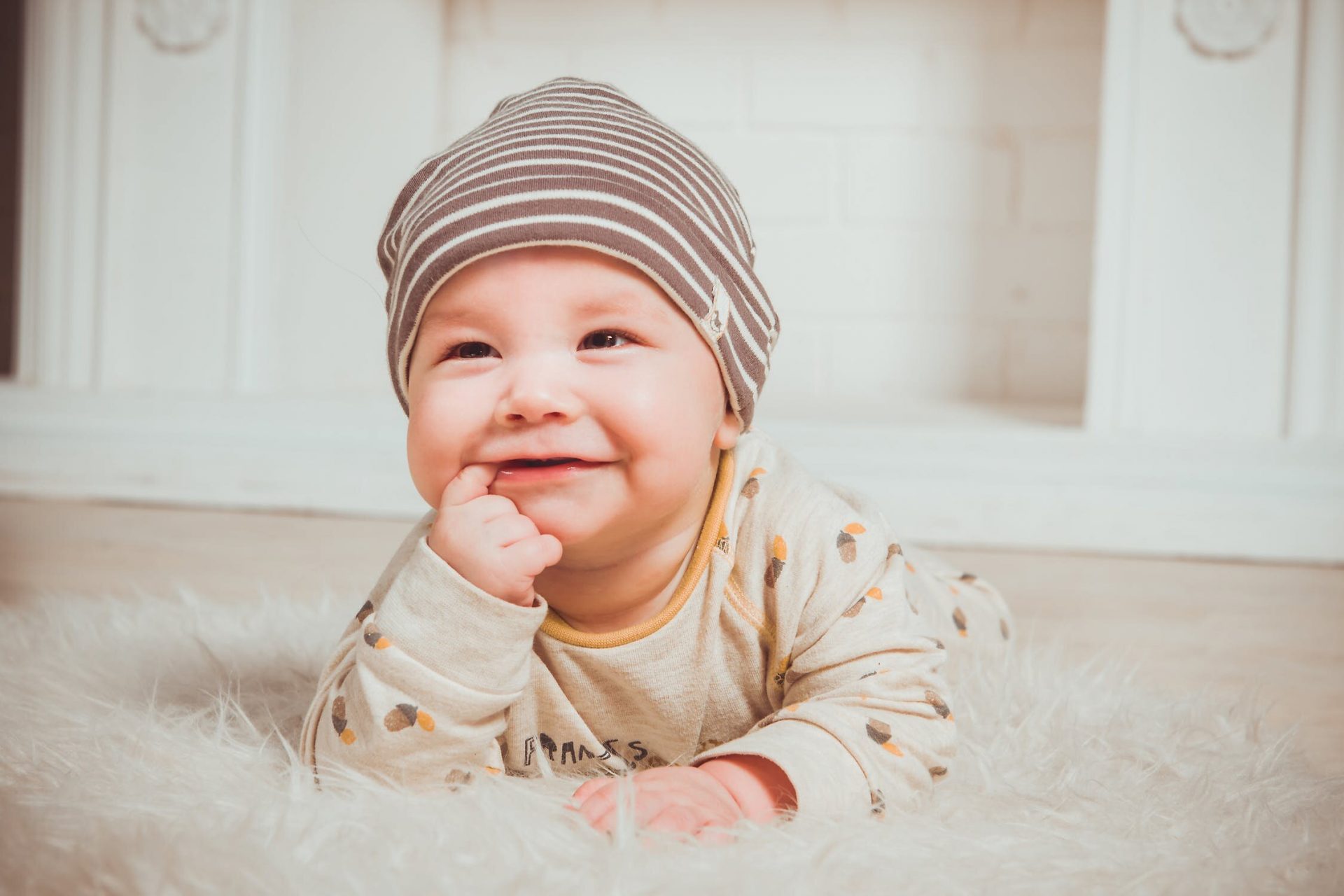 Kumpulan Gambar Bayi yang Lucu dan Menggemaskan