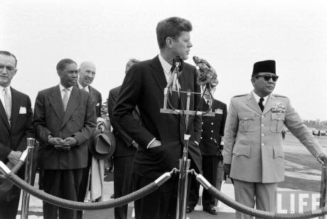 Kumpulan Gambar Soekarno yang Menarik dan Bernilai Sejarah