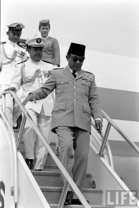 Kumpulan Gambar Soekarno yang Menarik dan Bernilai Sejarah